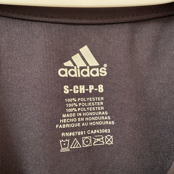 Adidas short sleeve T-shirt. Navy. Size: S youth. - Picture 2 of 5